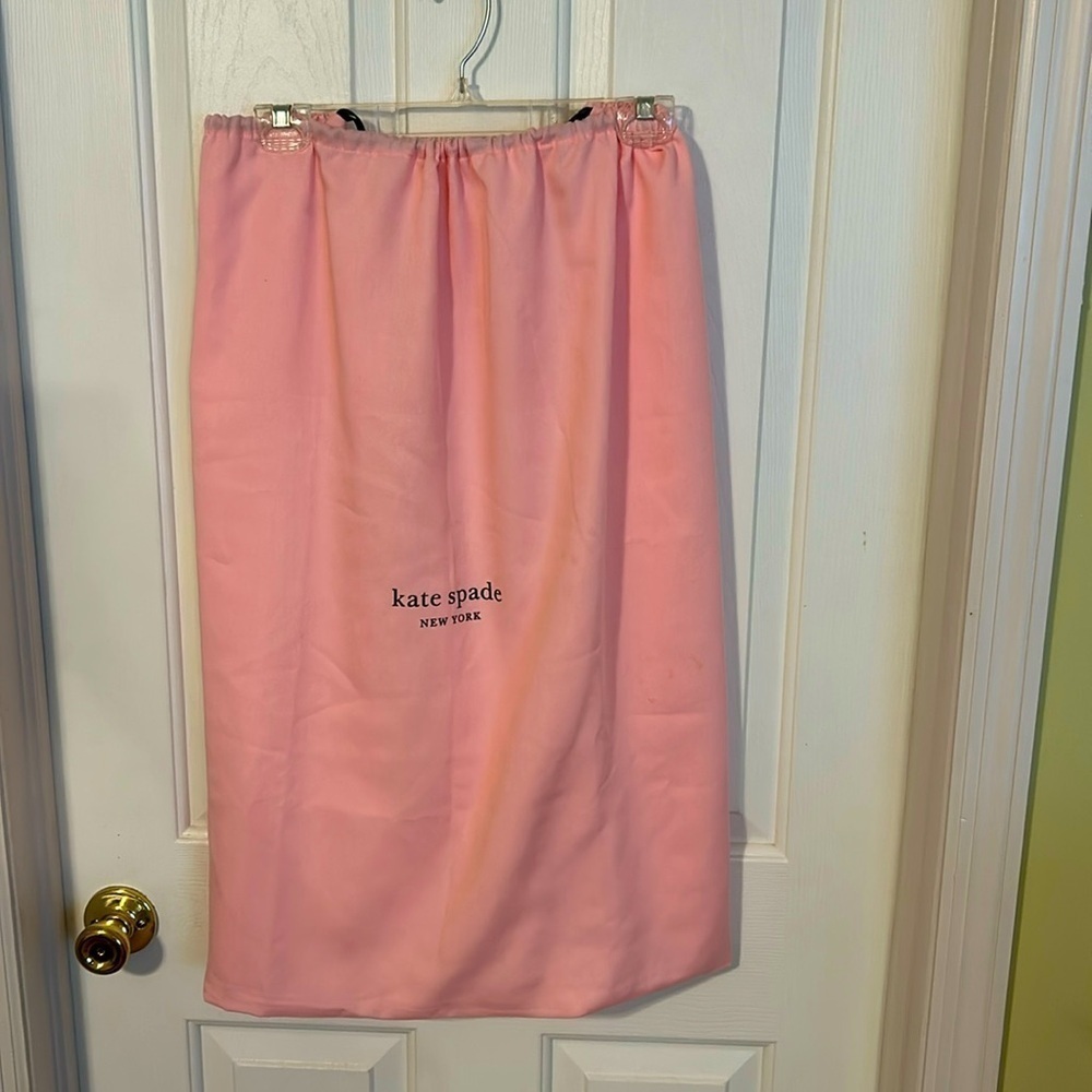 Kate Spade drawstring laundry bag. Pink, preowned, good condition